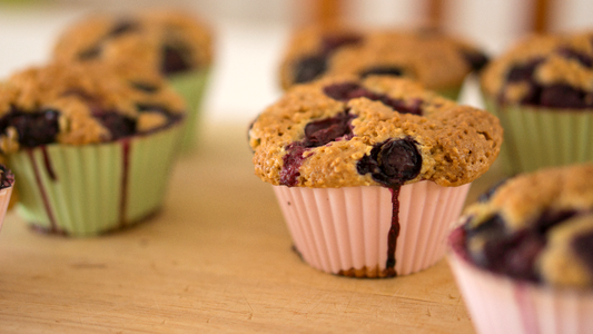 Cooking cupcakes dessert