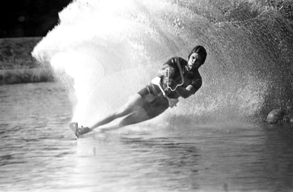 Noordeuropese waterskikampioenschappen, George Nolte (Duits) in actie, Bestanddeelnr 916-7912
