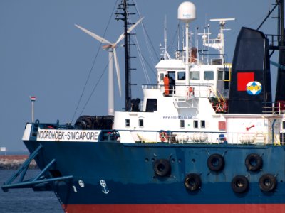 Noordhoek-Singapore IMO 7606308 at IJmuiden, Port of Amsterdam p1 19April2009
