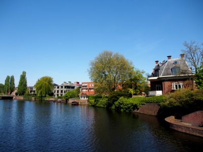 Noorder Amstelkanaal vanaf brug no 408 richtin Viottastraat tegenover Hilton