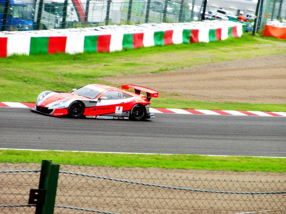 No.8 ARTA HSV-010 GT at 2012 Pokka 1000km (2)