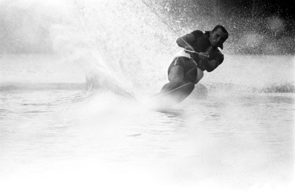 Noordeuropese waterskikampioenschappen, Paul Liesas in actie, Bestanddeelnr 916-7915