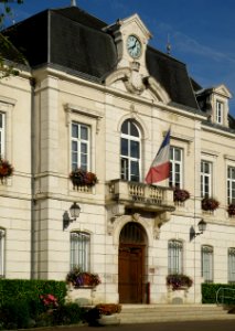 Nolay Hôtel de ville 3