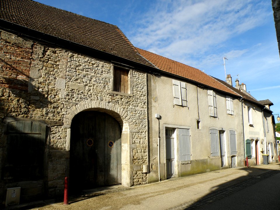Nolay Rue Saint-Quentin 4