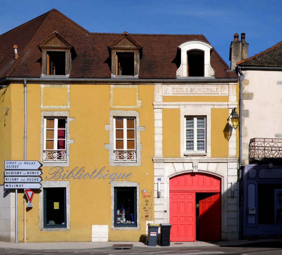 Nolay Bibliothèque 2