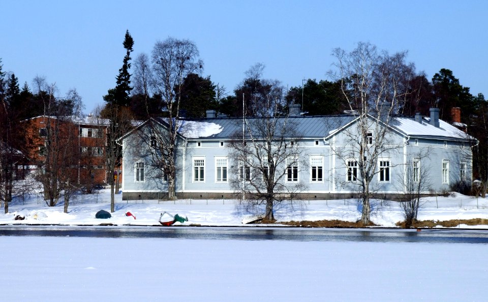 Nokkala School Oulu 20060326
