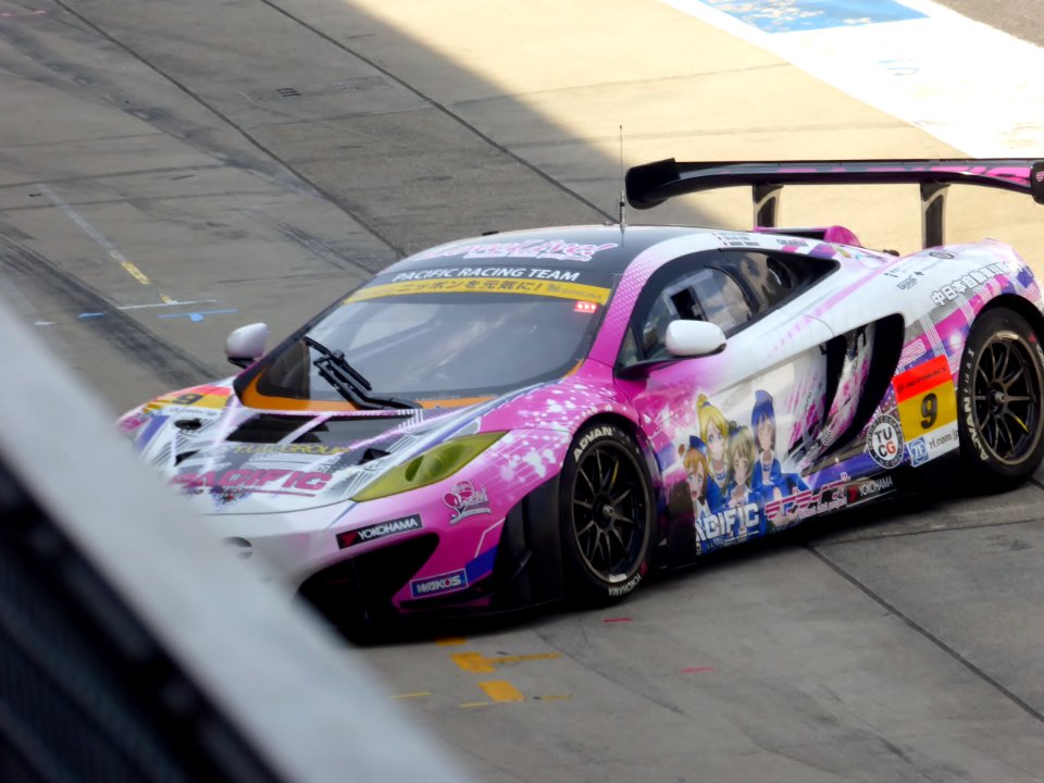 No.9 PACIFIC McLaren with μ's at 2015 Suzuka Tire Test (7)