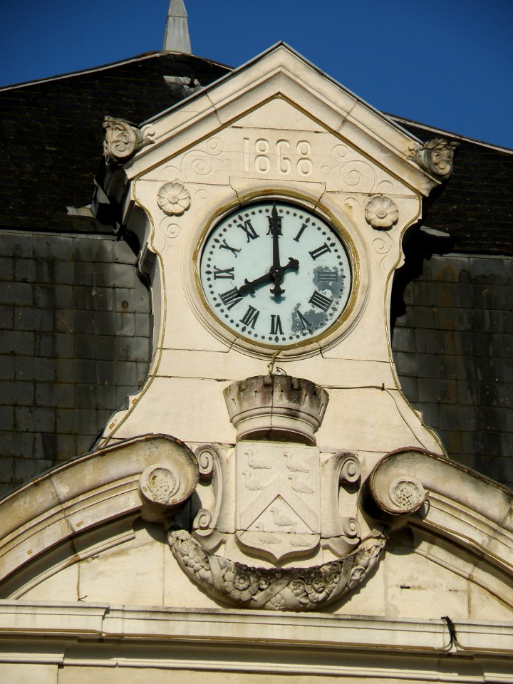 Nolay Hôtel de ville 4