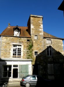 Nolay Rue du Bourg 3
