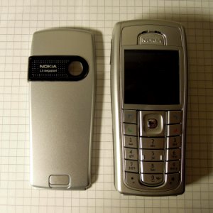 Nokia 6230i -aside- Backcover and Devicefront
