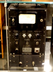 Noise meter, Model 302-B, RCA, New York, c. 1940-1945 - Putnam Gallery - Harvard University - DSC08091