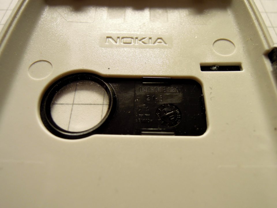 Nokia 6230i -backcover- camera cover inside