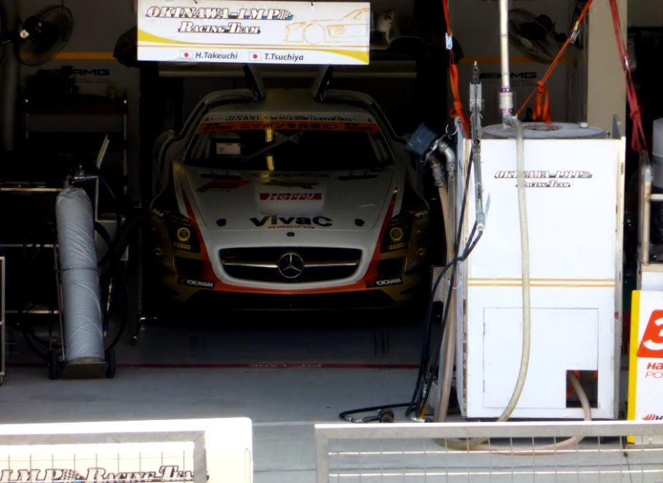 No.52 OKINAWA-IMP SLS at 2013 pokka sapporo 1000km (1)