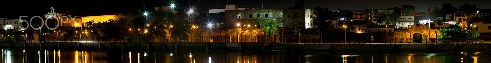 Noche En El Puerto (213786417) photo