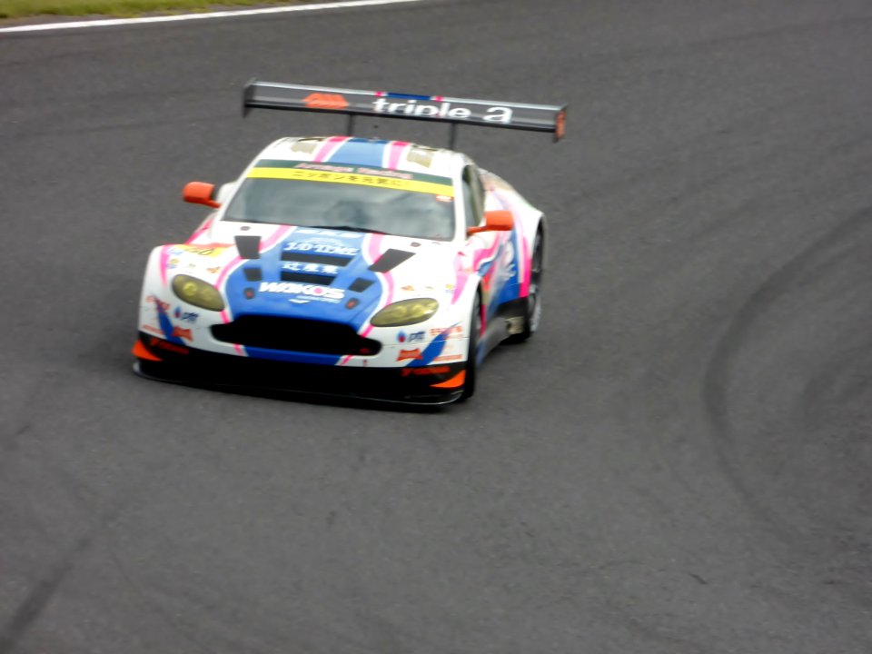 No.50 WAKO'S Exe Aston Martin at 2014 pokka sapporo 1000km (7)