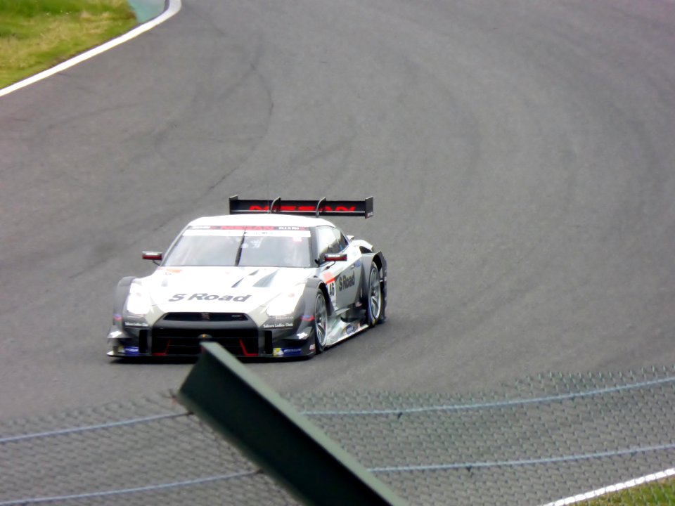 No.46 S Road MOLA GT-R at 2014 SUPER GT SUZUKA TEST (1)