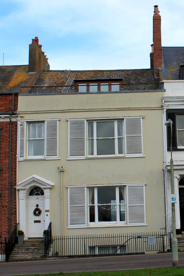 No 16 And Area Railings