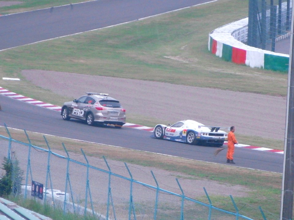 No.5 MACH GOGOGO Shaken 320R at 2011 Pokka GT Summer Special
