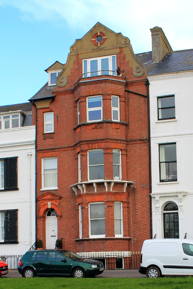No 21, Handrail And Area Railings