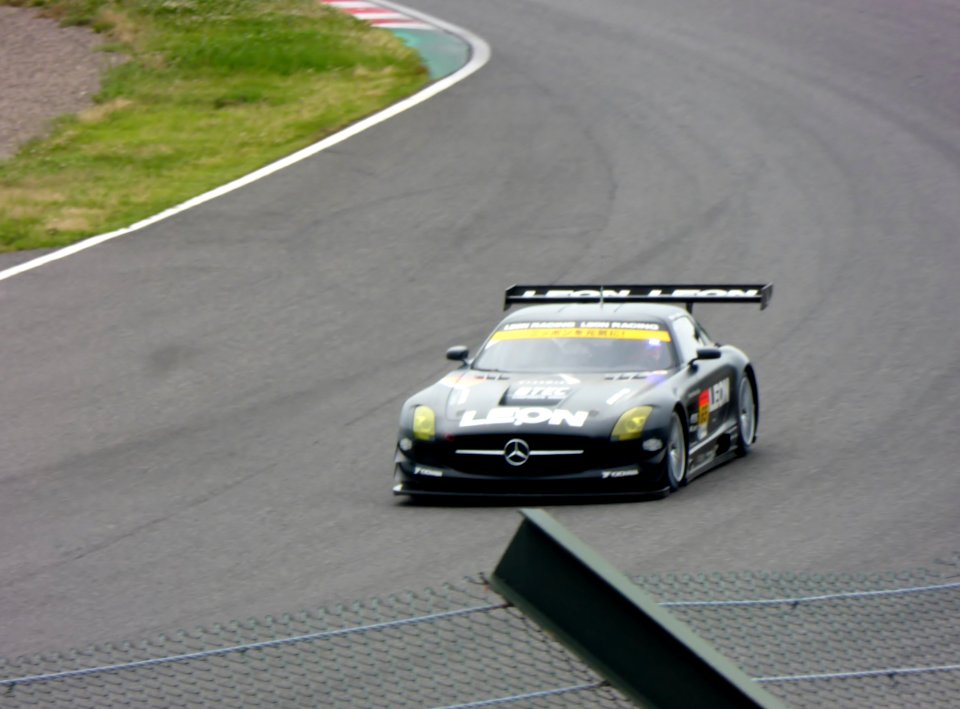 No.65 LEON SLS at 2014 SUPER GT SUZUKA TEST (1)