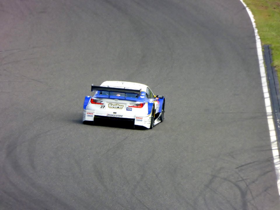 No.37 KeePer TOM'S RC F at 2014 pokka sapporo 1000km (2)