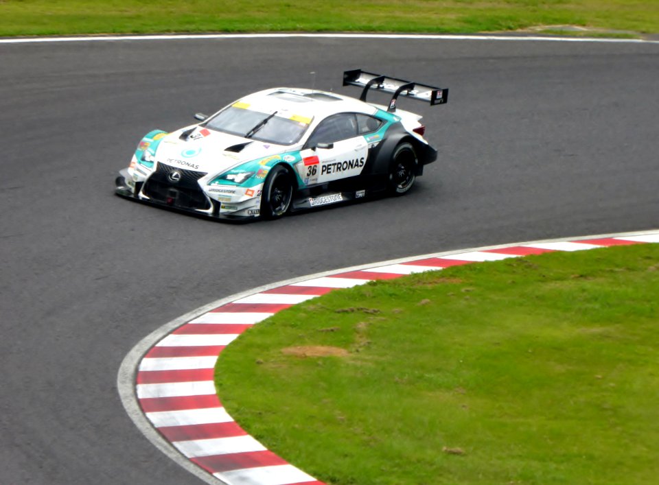 No.36 PETRONAS TOM'S RC F at 2015 Suzuka Tire Test (9)