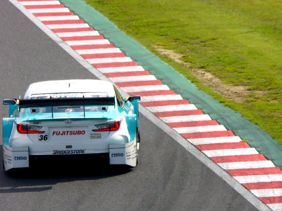 No.36 PETRONAS TOM'S RC F at 2014 pokka sapporo 1000km (7)