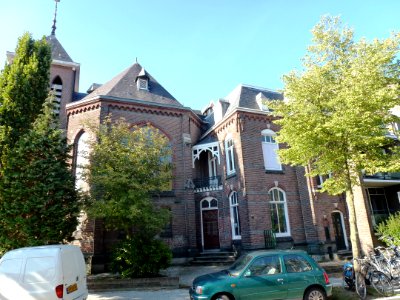 Nijmegen Lutherse kerk Prins Hendrikstraat 79 zijkant Jacob Canisstraat 110-112