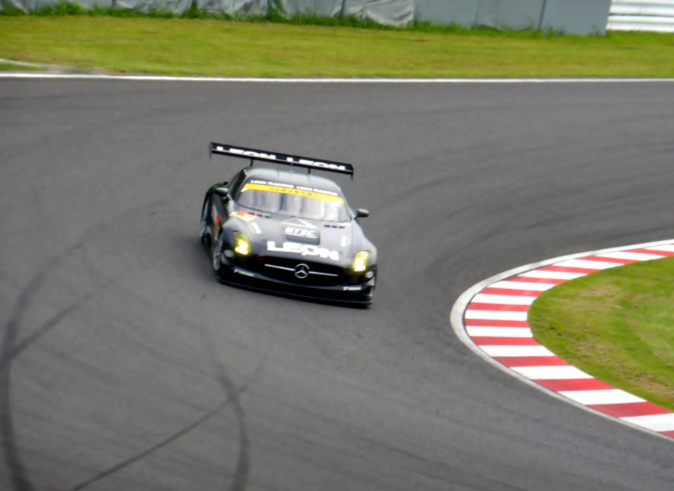 No.65 LEON SLS at 2014 pokka sapporo 1000km (10)
