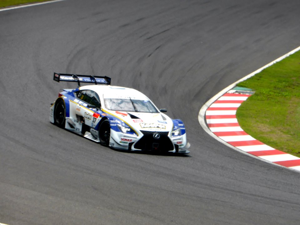 No.37 KeePer TOM'S RC F at 2014 pokka sapporo 1000km (5)