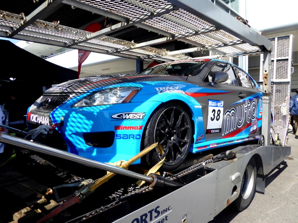 No.38 muta Racing TWS IS350 (1)