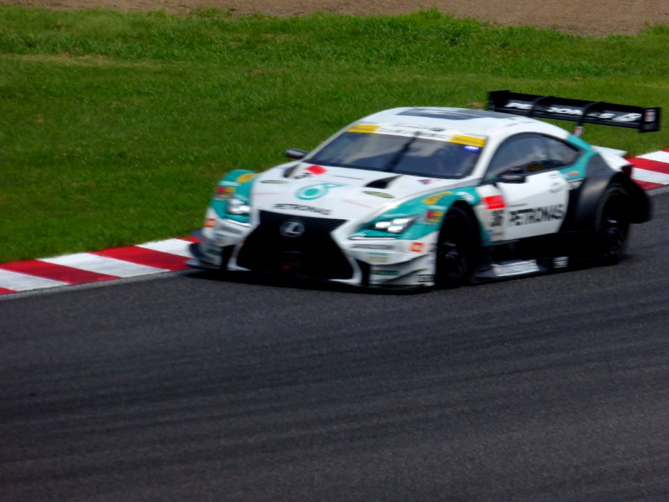 No.36 PETRONAS TOM'S RC F at 2015 Suzuka Tire Test (13)