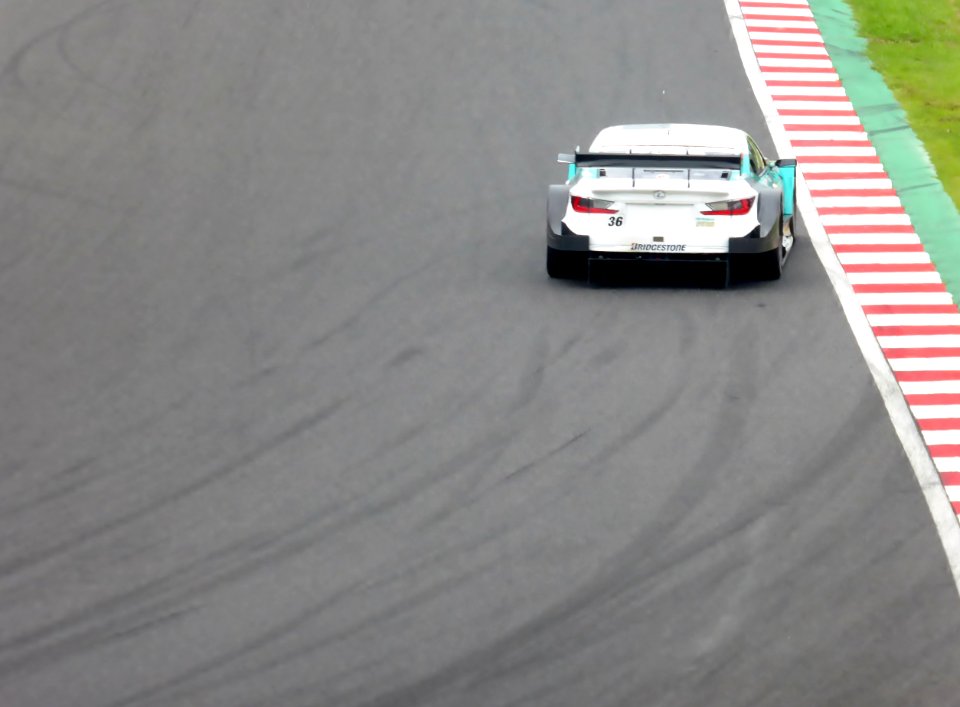 No.36 PETRONAS TOM'S RC F at 2015 Suzuka Tire Test (8)