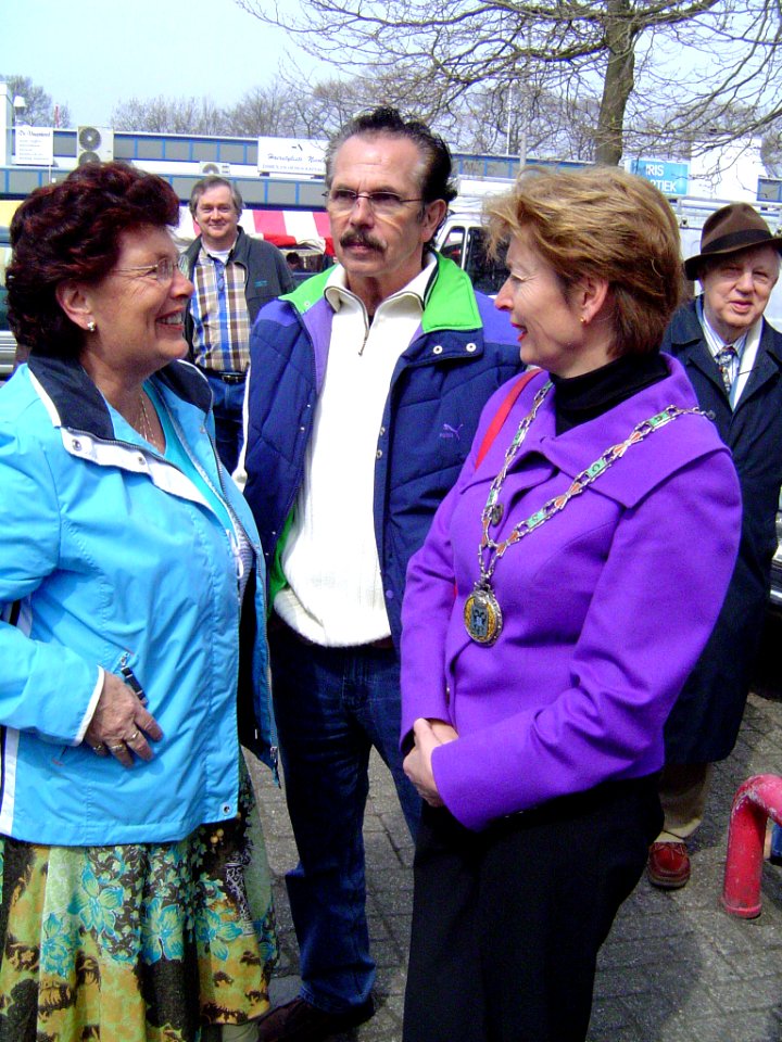 Nijmegen, viering 40 jaar Dukenburg, opening door burgemeester Guusje ter Horst (03)