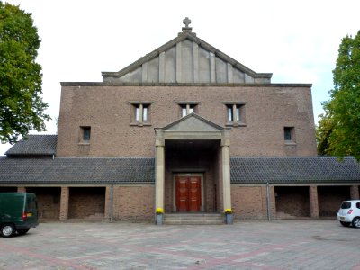 Nijmegen Remonstrantse kerk, Prof. Regoutstraat 23 ingang Prof Cornelissenstraat 306