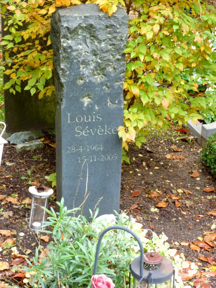 Nijmegen Begraafplaats Daalseweg, graf Louis Sévèke