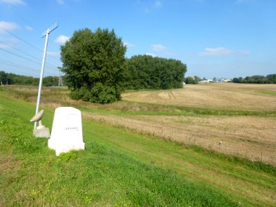 Nijmegen Lent, Oosterhoutsedijk, grenspaal (02)