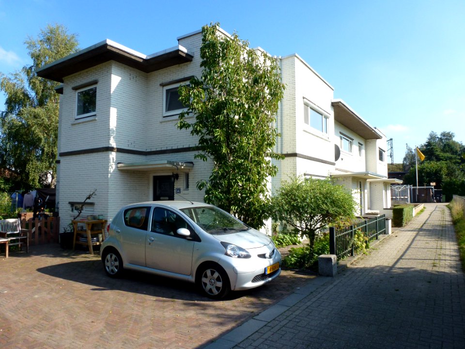 Nijmegen Lent, Oosterhoutsedijk 50-52-54 (031)