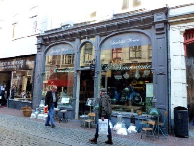 Nijmegen Lange Hezelstraat 82-84-84a-84b begane grond