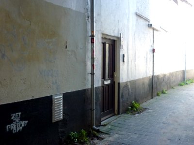 Nijmegen Lange Hezelstraat 84-84a-84b zijkant, Gulden wagengas 1-1abc