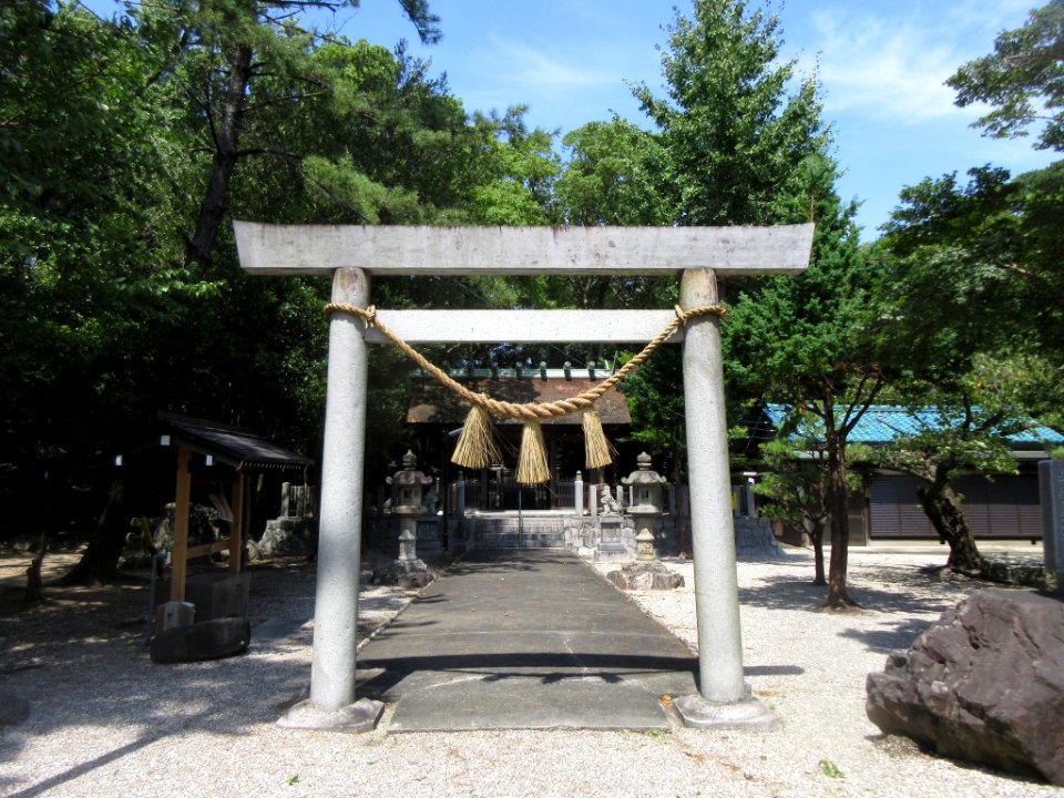 Nishio-Jinja-1