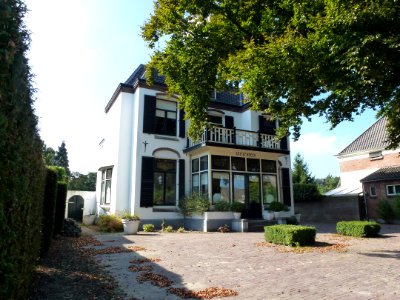 Nijmegen Lent, Griftdijk Zuid 119 villa (01)