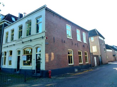 Nijmegen Oude Haven 76-78-80 hoek Papengas 30