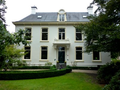 Nijmegen Kerkstraat 127 landhuis