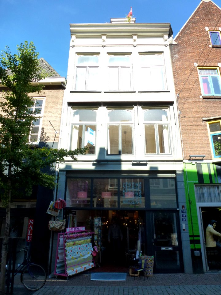 Nijmegen Lange Hezelstraat 70