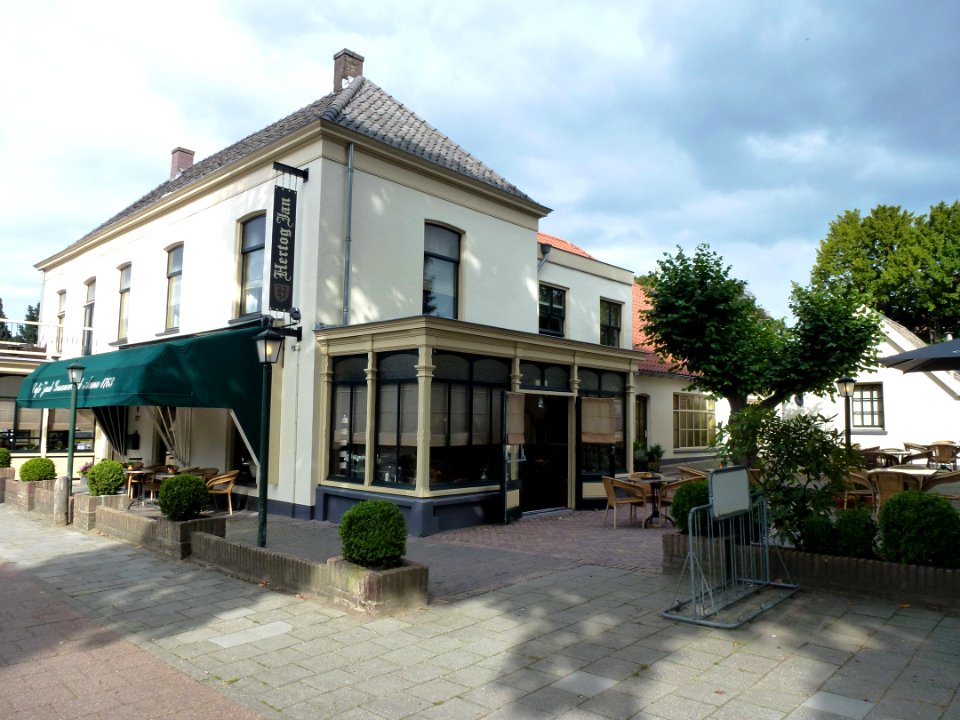 Nijmegen Café Groenewoud met zijterras