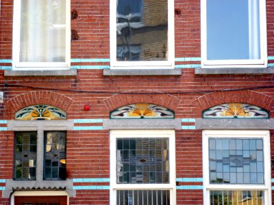 Nijmegen Hertogstraat 29 gevelversiering