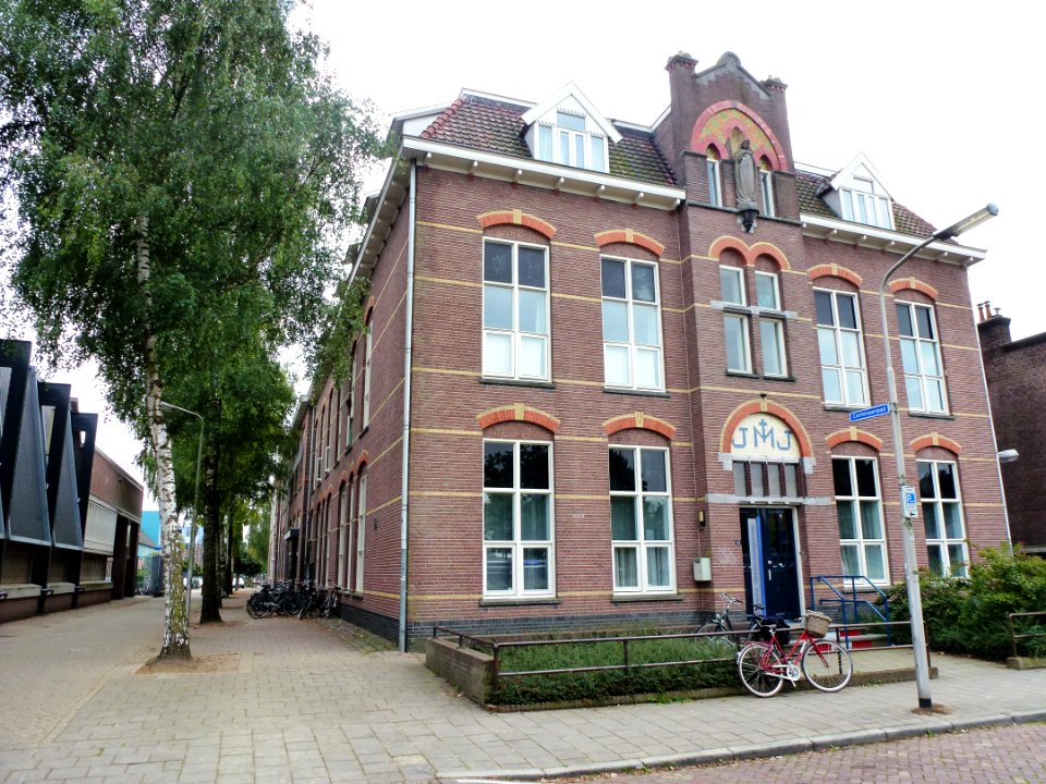 Nijmegen Klooster JMJ de Ruyterstraat 61