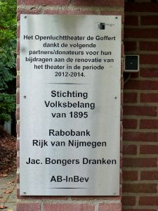 Nijmegen Goffertpark, Openluchttheater Steinweglaan 2-4, plaquette