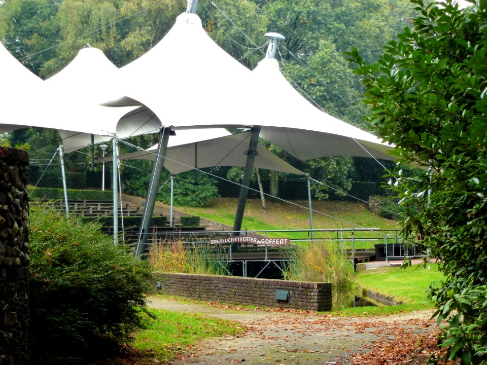 Nijmegen Goffertpark, Openluchttheater Steinweglaan 2-4, deel podium